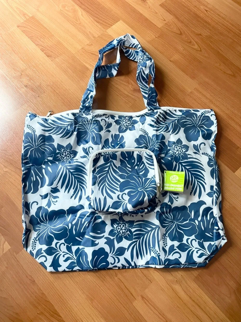 NWT Island Heritage Eco Tote